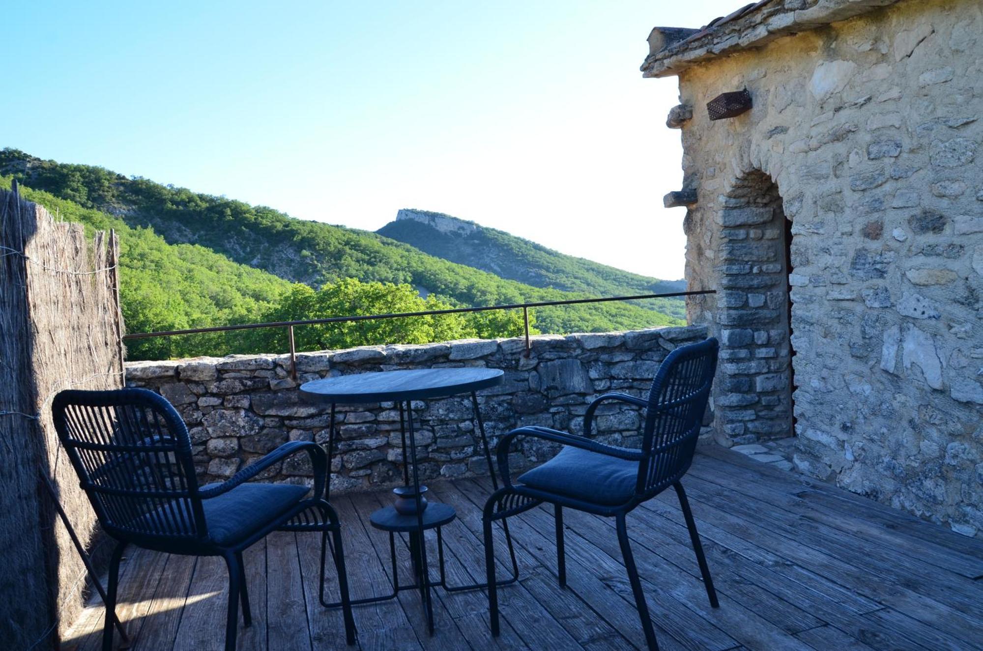Le Domaine du Castellas Sivergues Extérieur photo